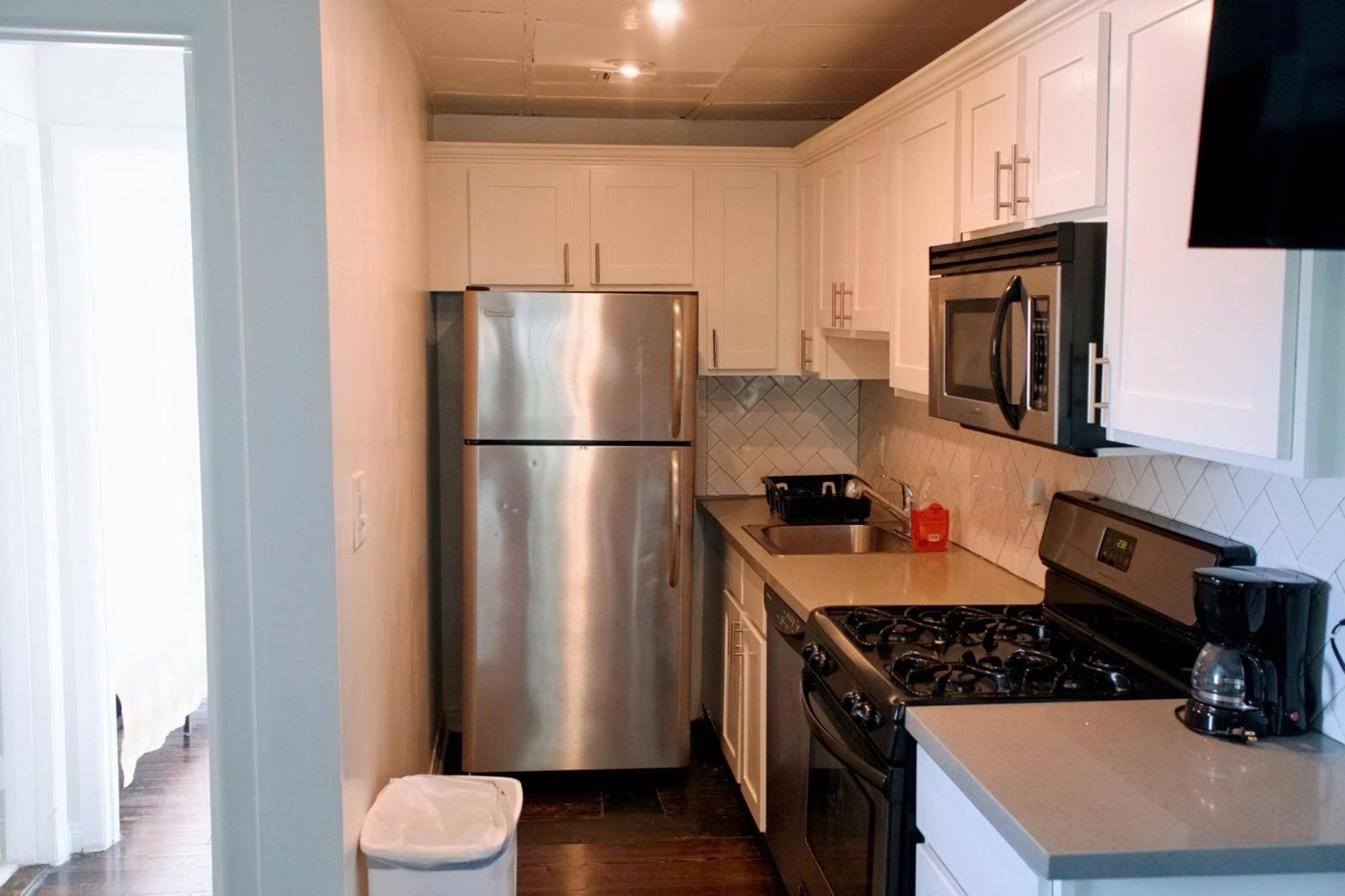 Apartment Beverly Hills Style