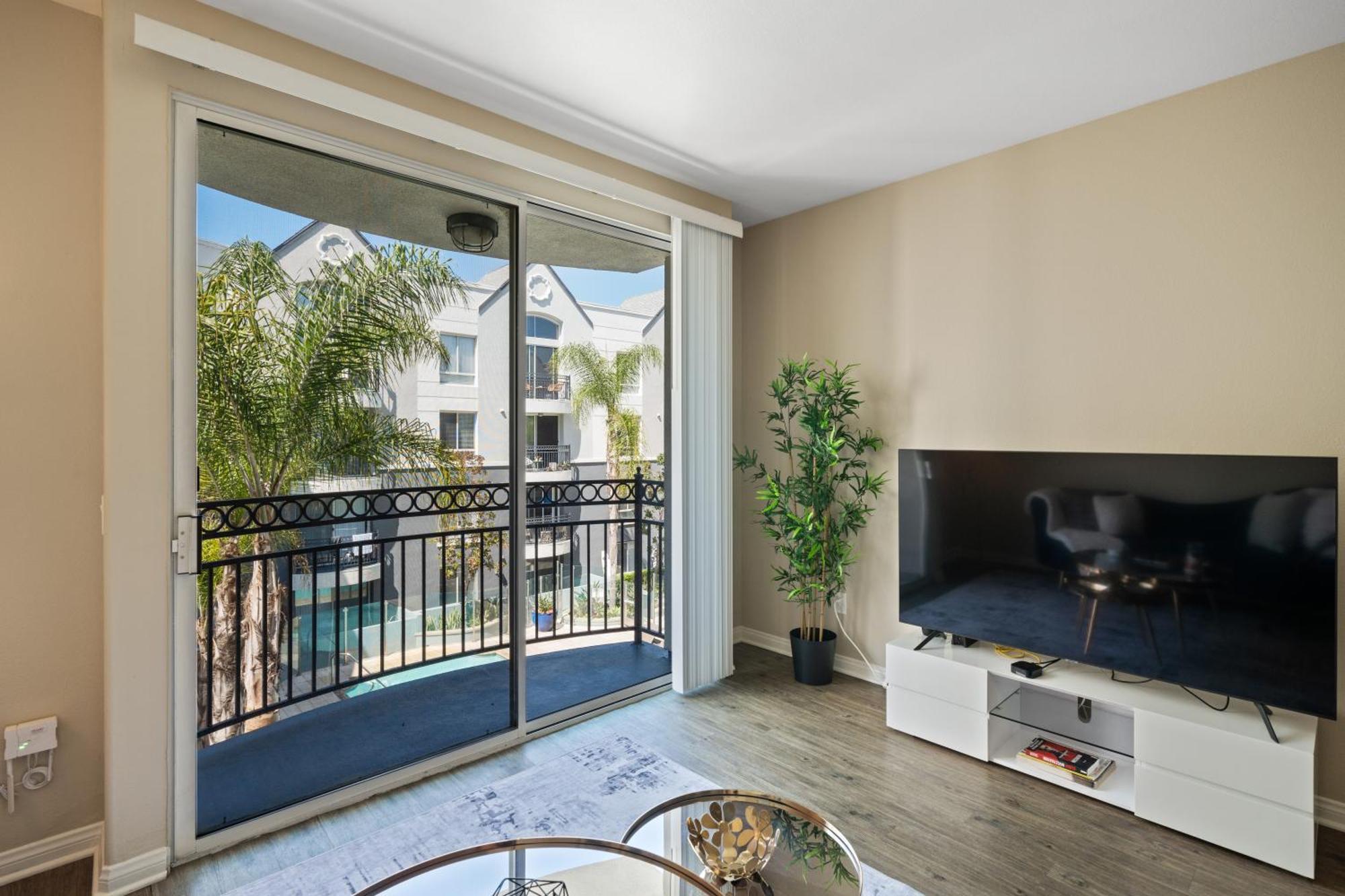 Venice Marina Pool And Luxury Apartment Los Angeles