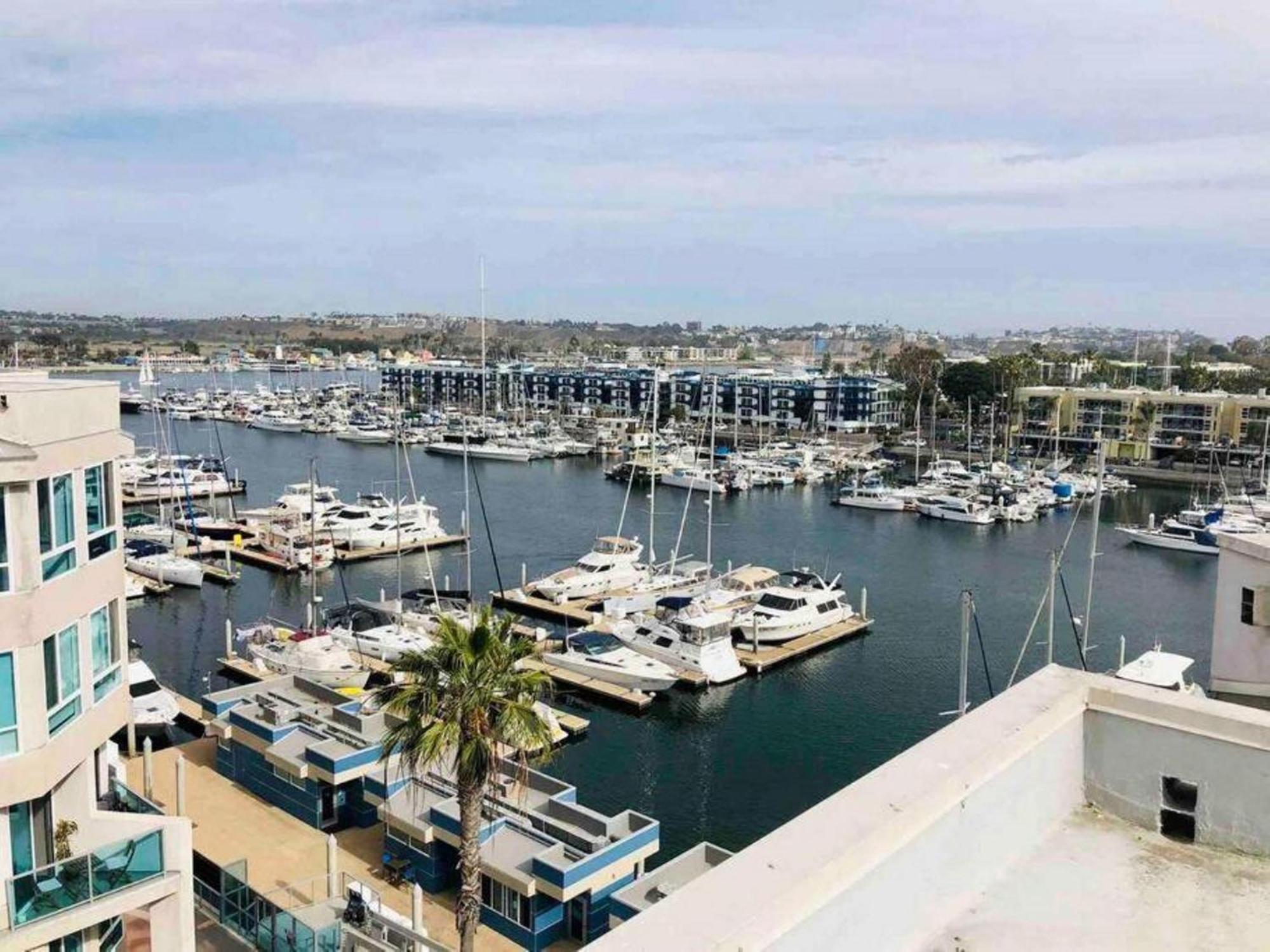 Opal Escape - Penthouse Marina View Private Rooftop *