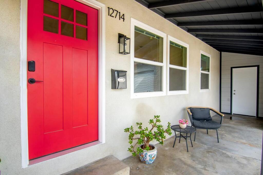 Casa de férias Beautiful 3 Bed 1 Bath Designer + Hot Tub