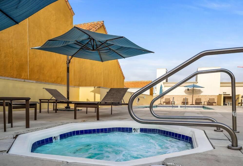 Apartment Stylish In Sunny Santa Monica Walk To & Pier