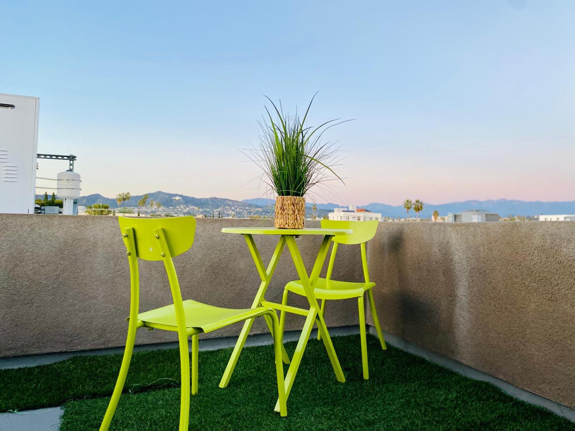 Beautiful Hollywood 1bd Loft Private Rooftop