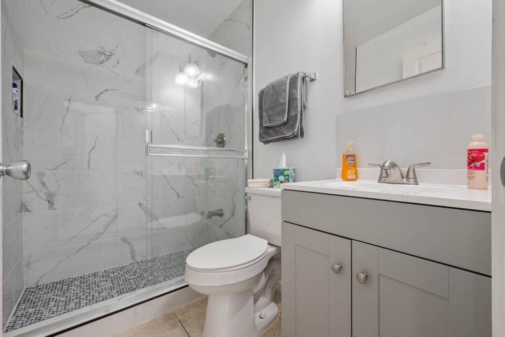 ৎ୭bright & Gorgeous Canoga Park Guesthouseৎ୭ Holiday home