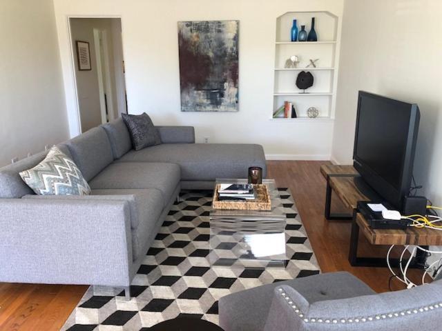 1 Bedroom House In Beverlywood/carthay Square Los Angeles