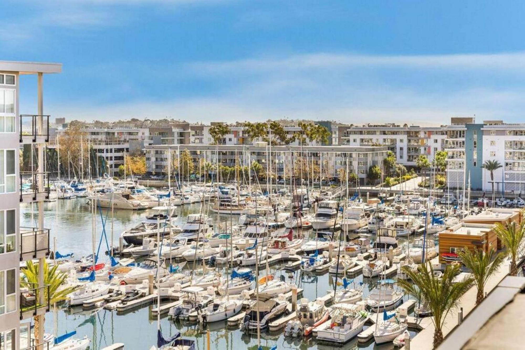Dream Coastal Retreat Marina View Harbor Haven *