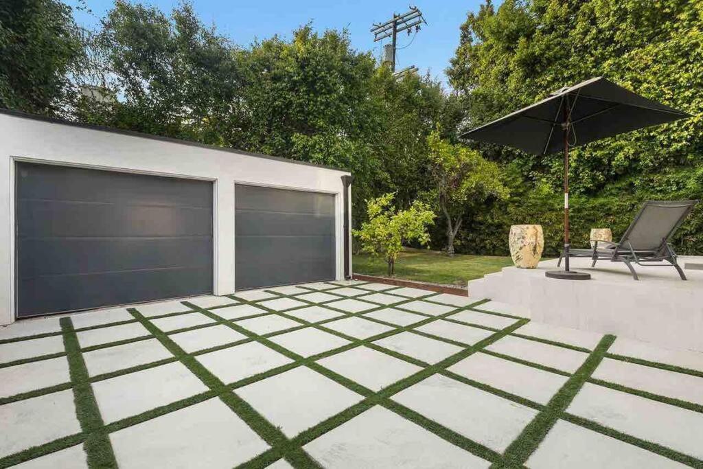 Modern & Elegant West Hollywood Villa Los Angeles
