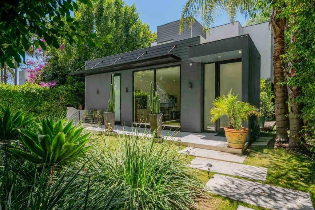 Modern & Elegant West Hollywood Villa Los Angeles