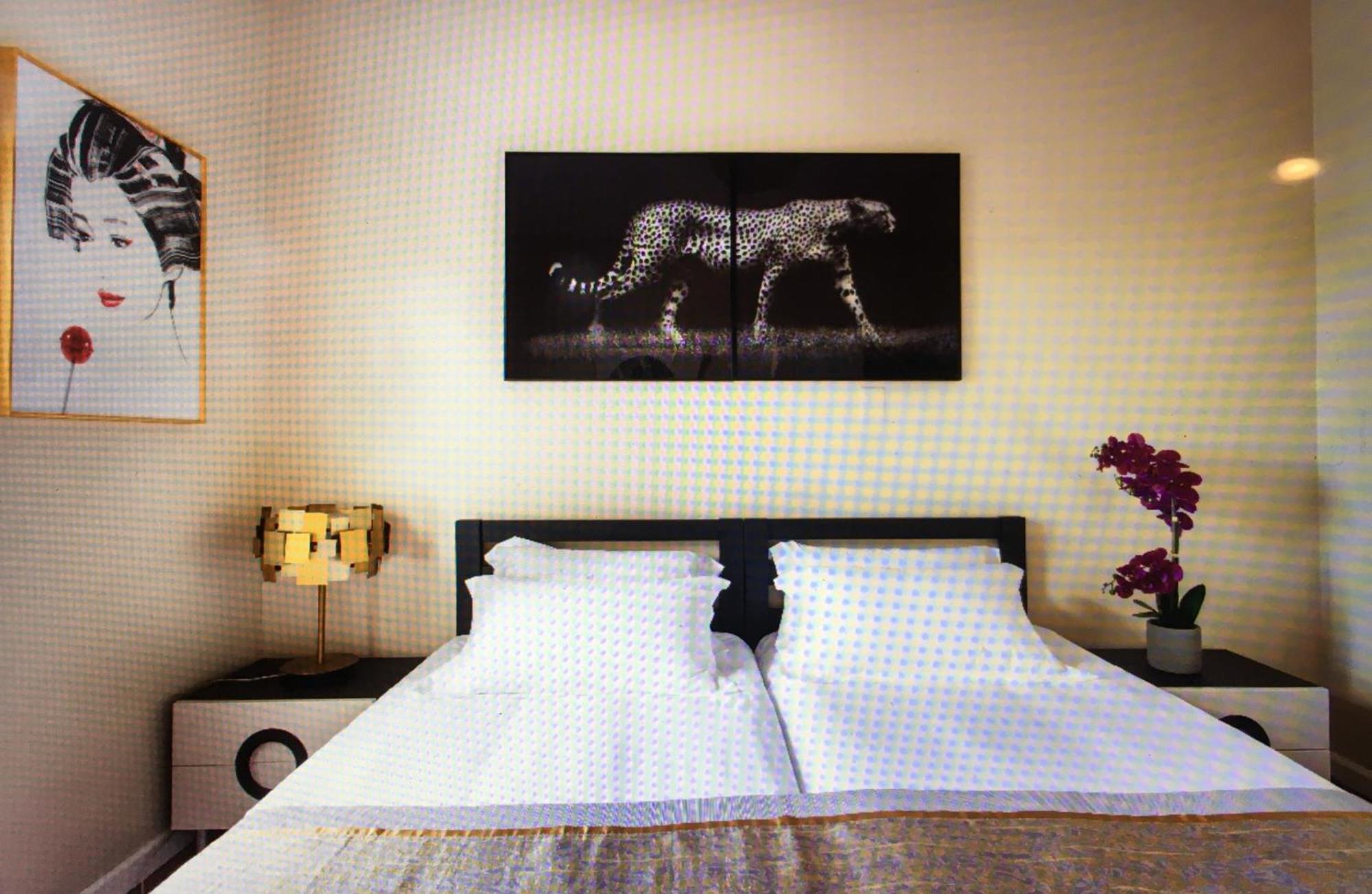 Apartment Luxury 2 Bedroom In Koreatown