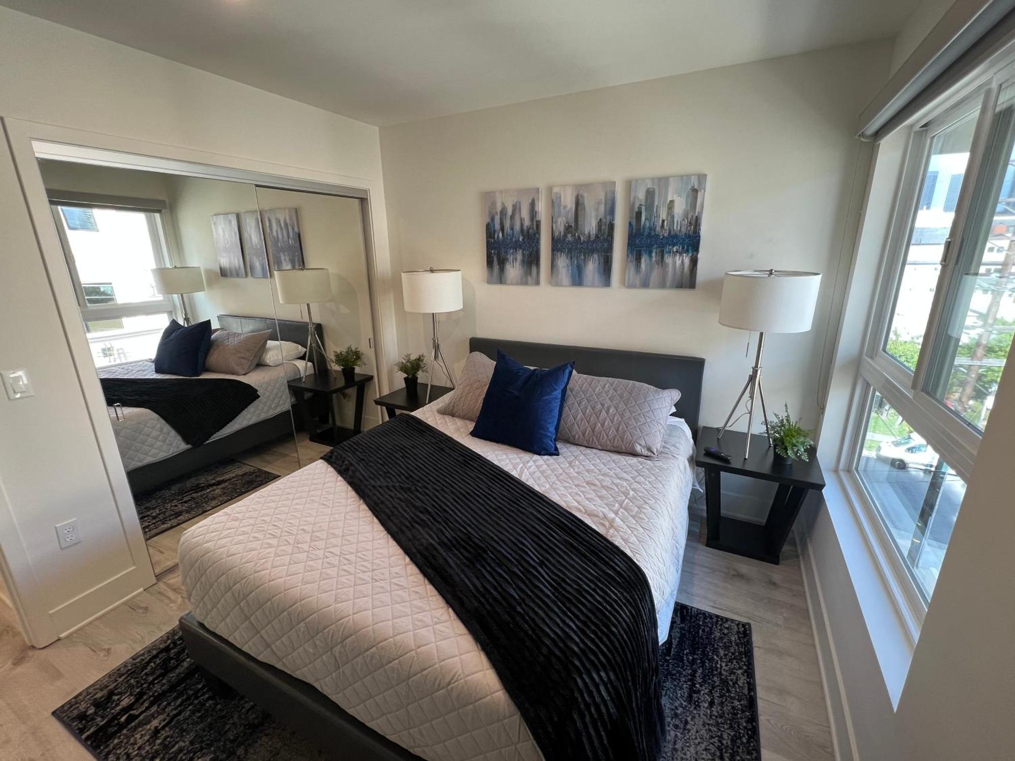 Century Cozy 2 Bedroom 4 Sleeps Crib W Parking 505 Apartamento *