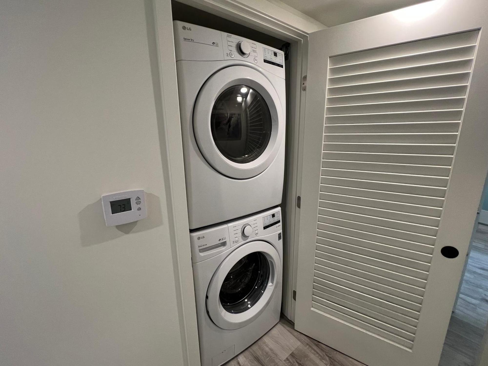 Century Cozy 2 Bedroom 4 Sleeps Crib W Parking 505 * Los Angeles