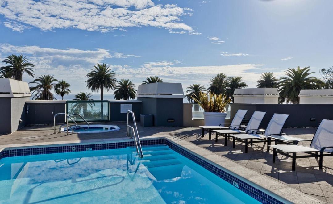 Exquisite 3 Bedroom Santa Monica Penthouse * Los Angeles