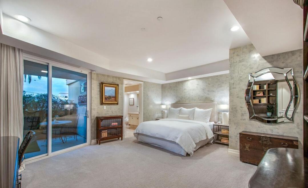 Apartment Exquisite 3 Bedroom Santa Monica Penthouse
