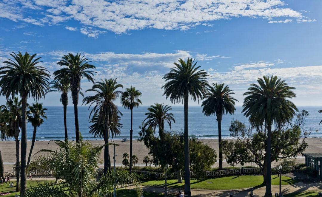 Apartment Exquisite 3 Bedroom Santa Monica Penthouse