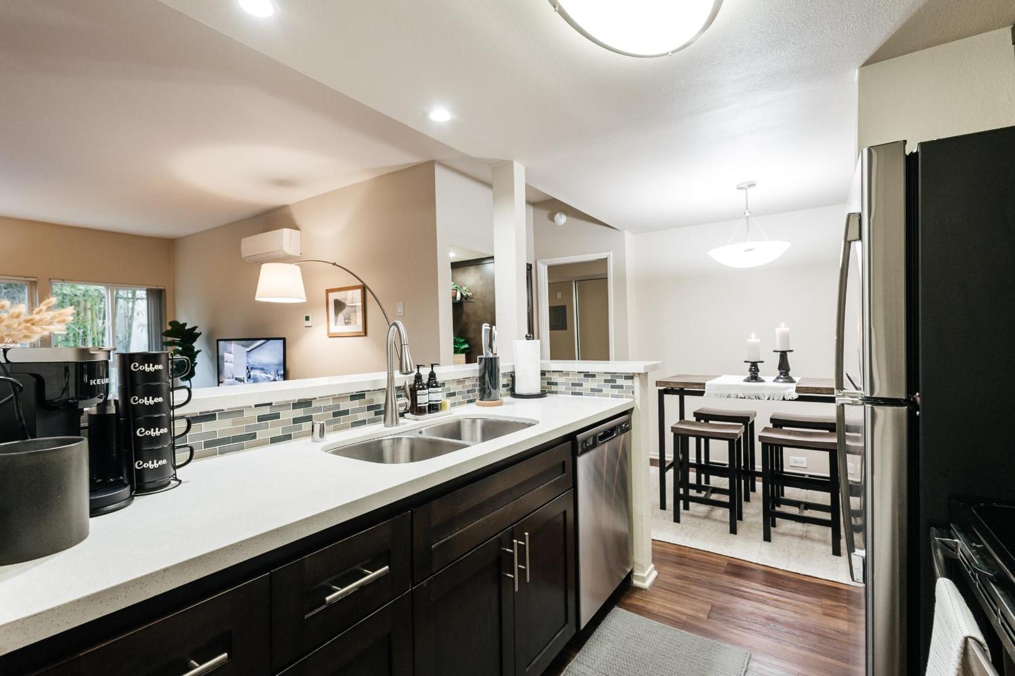 All You Need 1bd In Weho Los Angeles