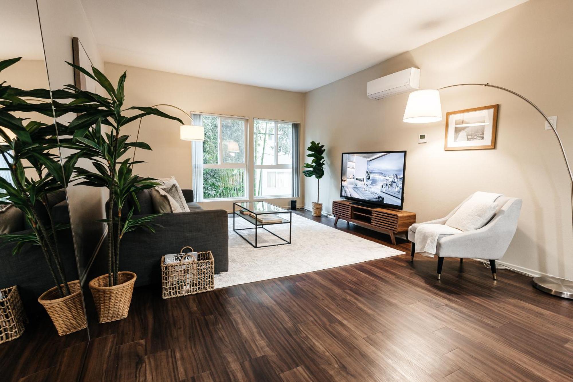All You Need 1bd In Weho Apartamento *