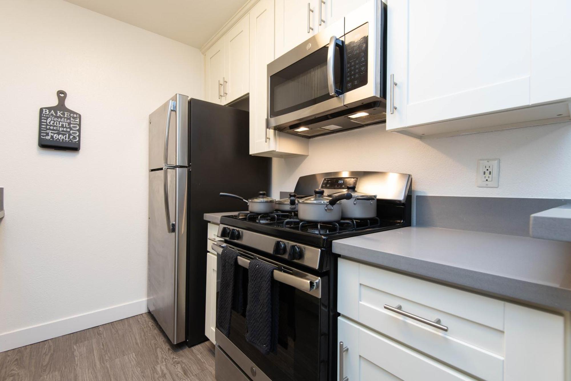 Heart Of Hollywood 2 Bedroom * Los Angeles