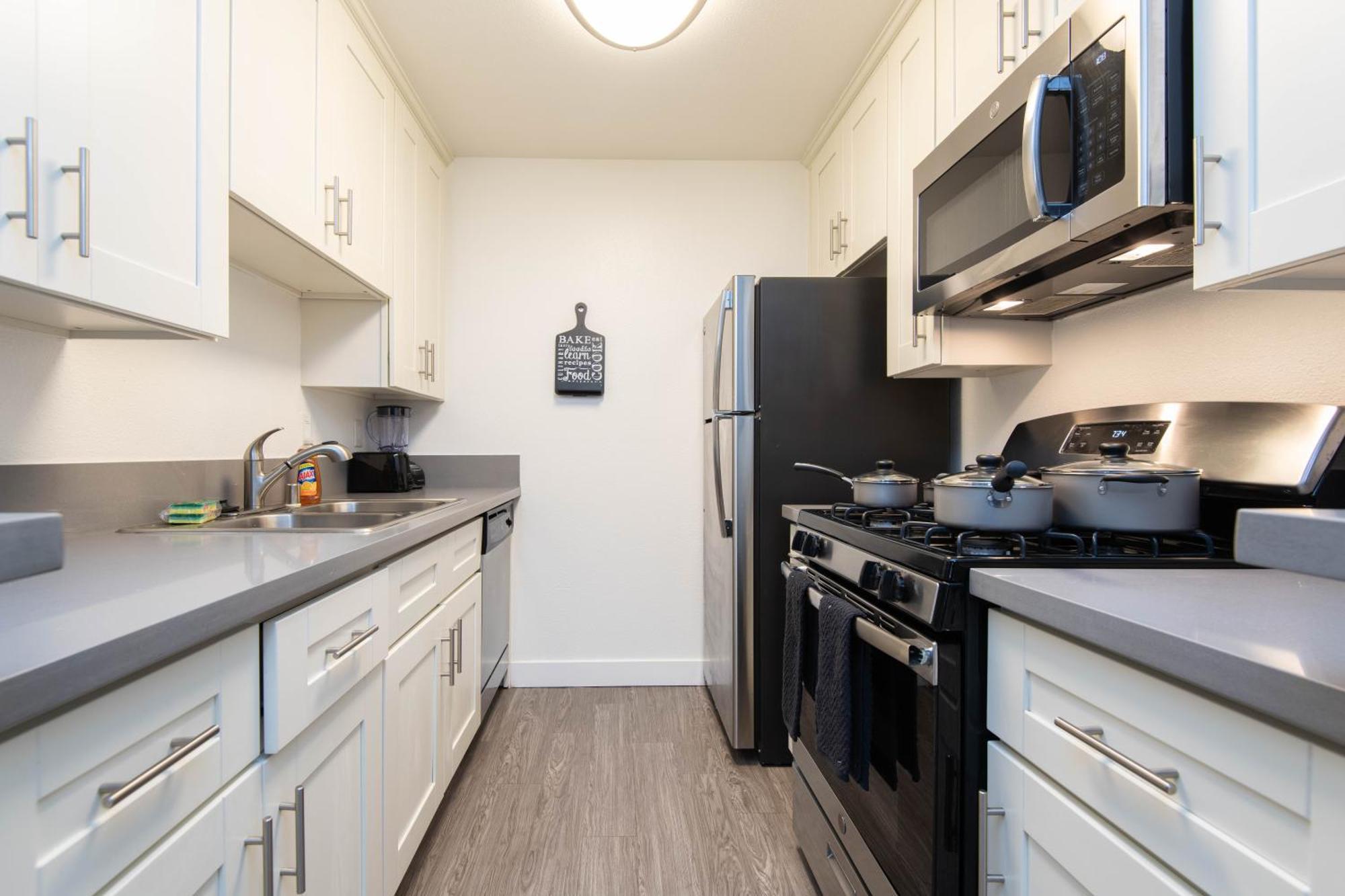 Apartment Heart Of Hollywood 2 Bedroom *