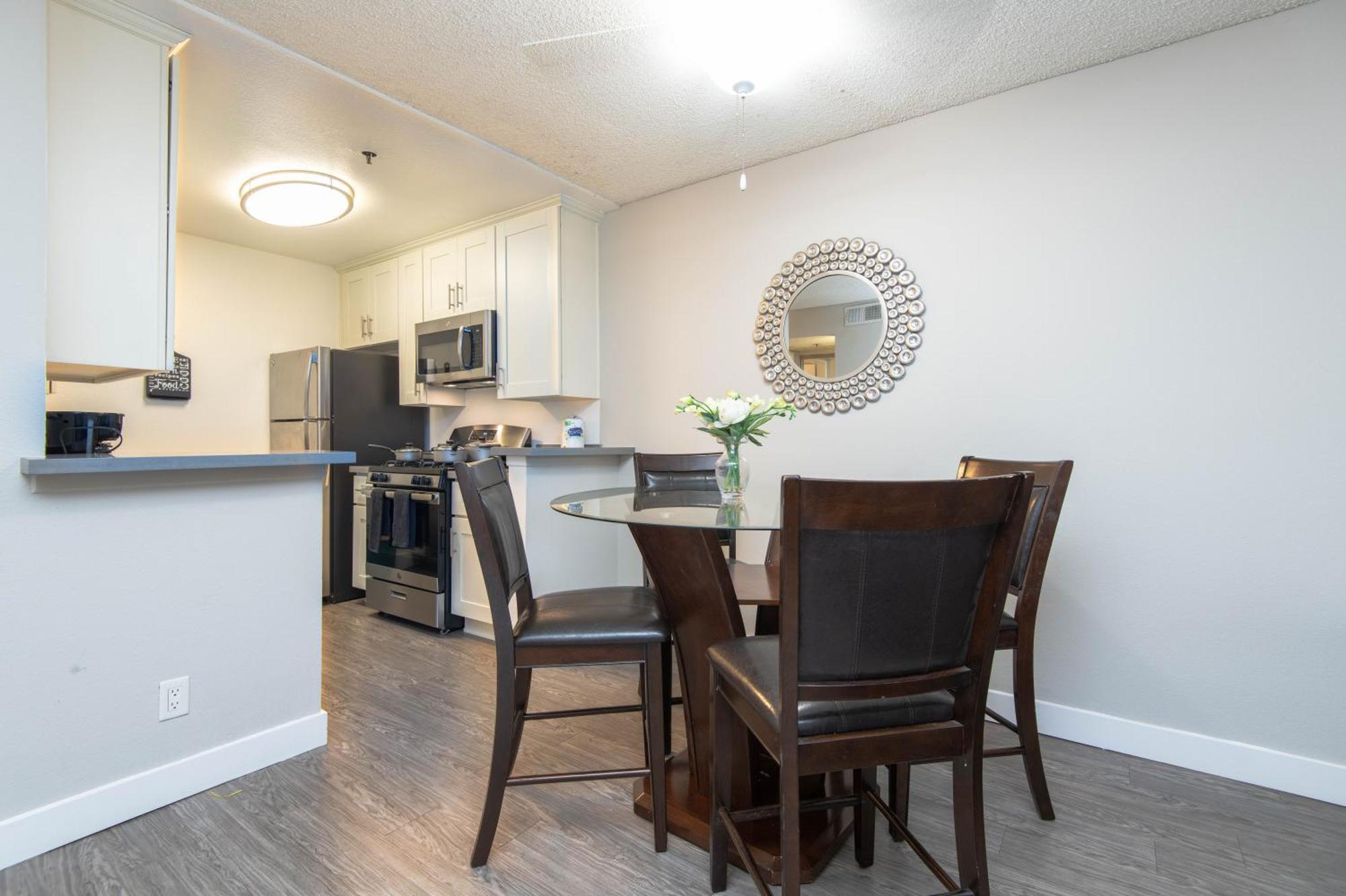 Apartment Heart Of Hollywood 2 Bedroom