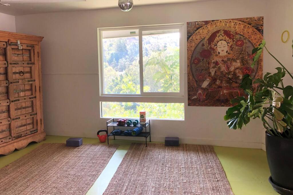 Holiday home Stunning Hollywood Midcentury Modern-views-best Location! Los Angeles