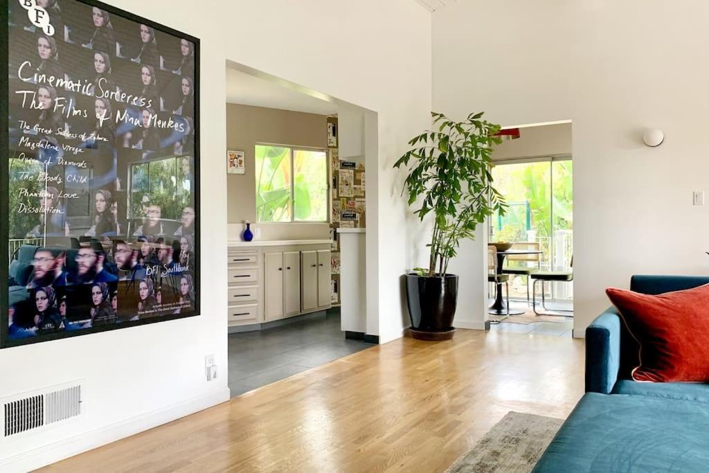 Stunning Hollywood Midcentury Modern-views-best Location!
