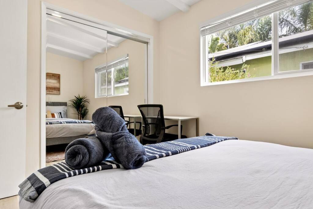 Charming Zen Venice 3br W/patio & W/d Holiday home Los Angeles