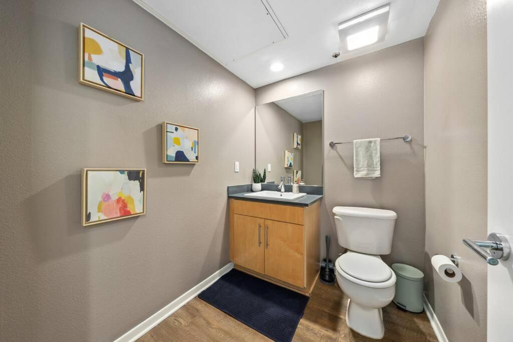 Blue Wave 2bd 2ba Stunning Marina View *