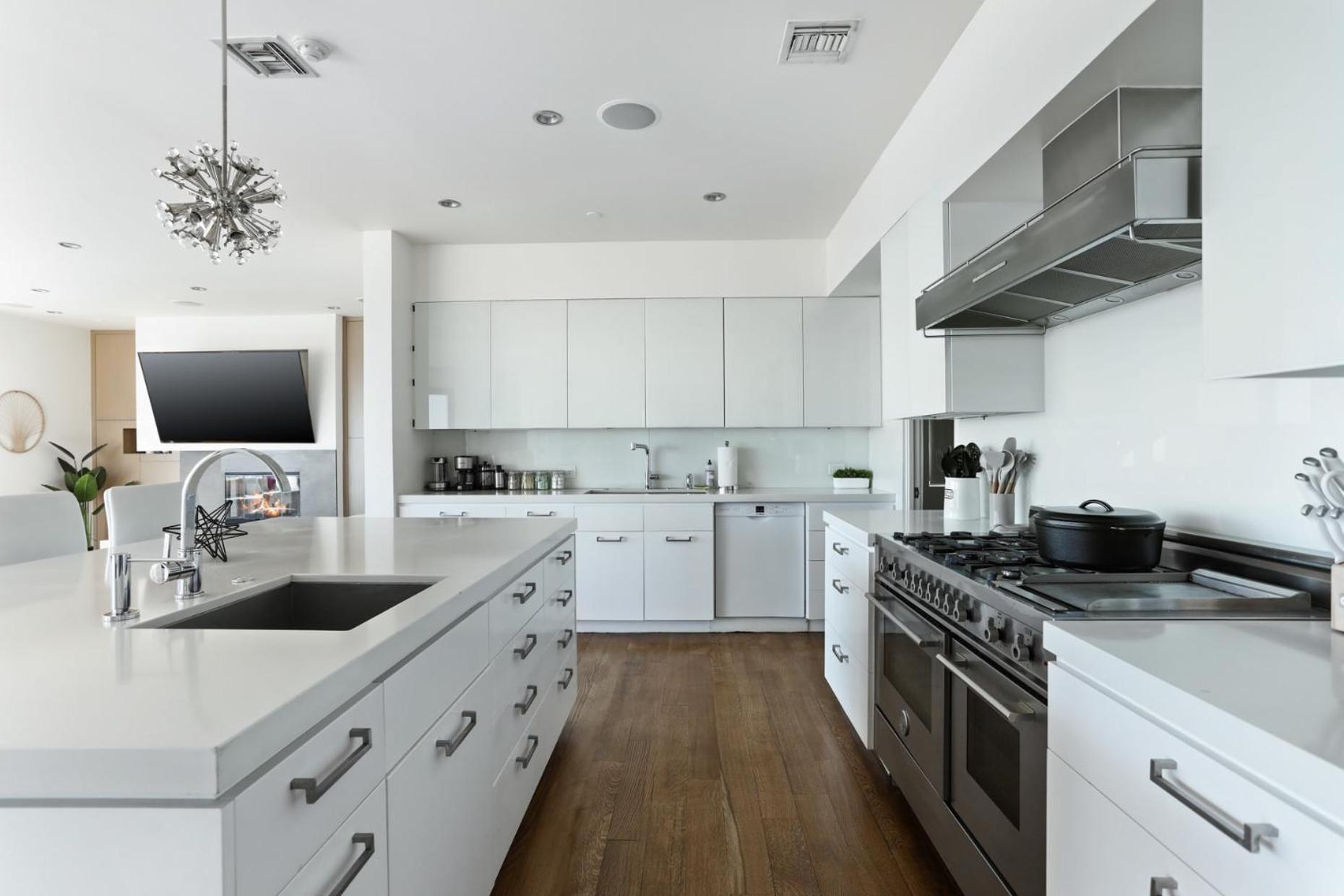 New Listing Stunning Jetliner View Private * Los Angeles