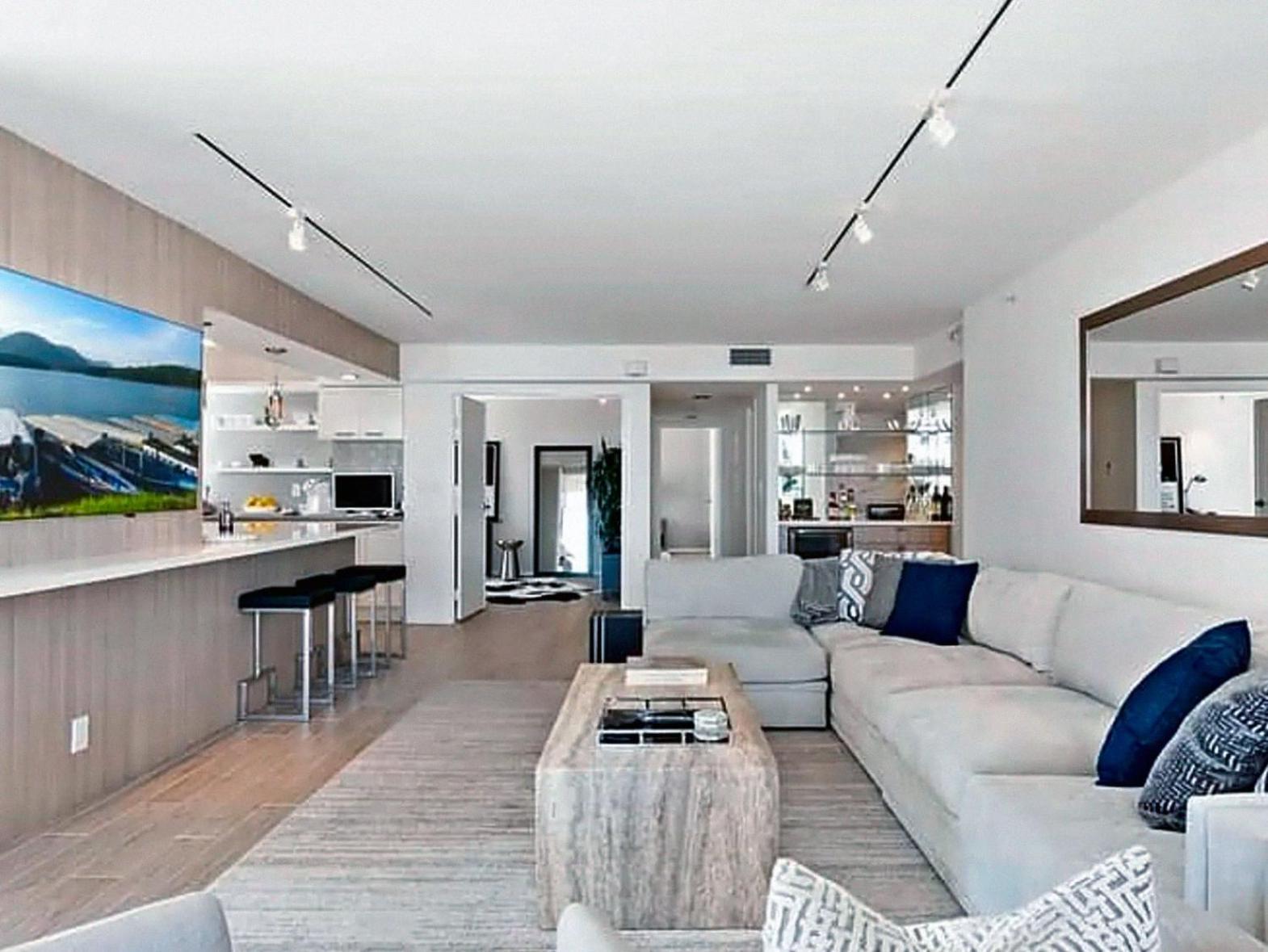 Ocean View Santa Monica Three-bedroom * Los Angeles