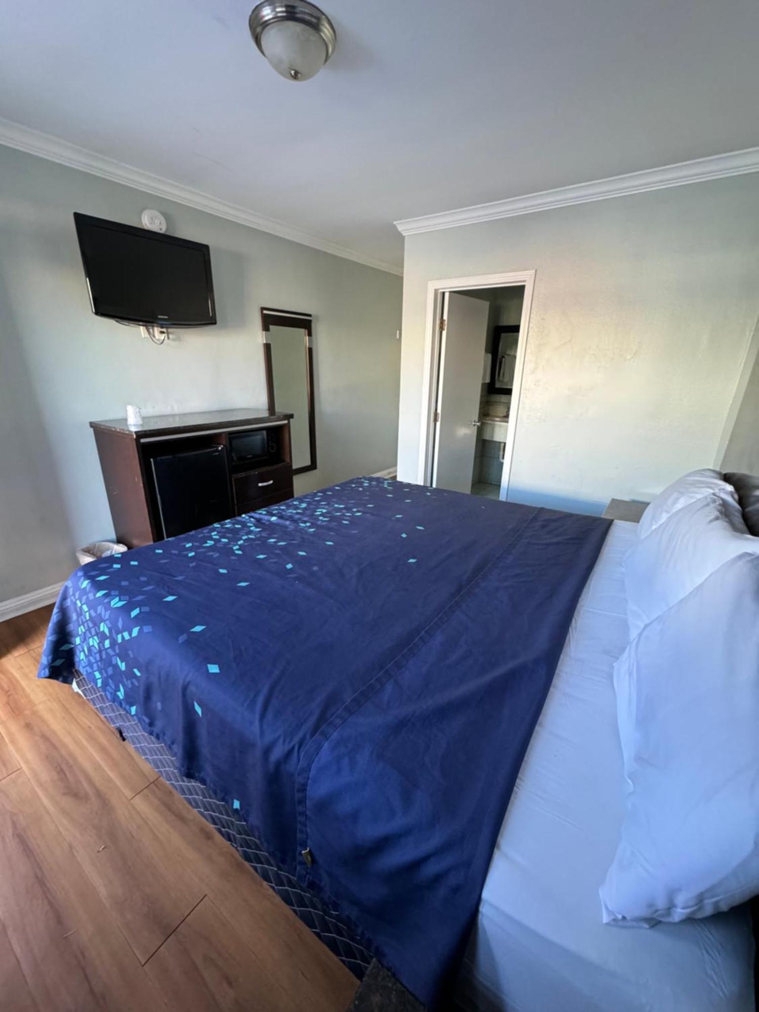 Hotel La Cienega 3*