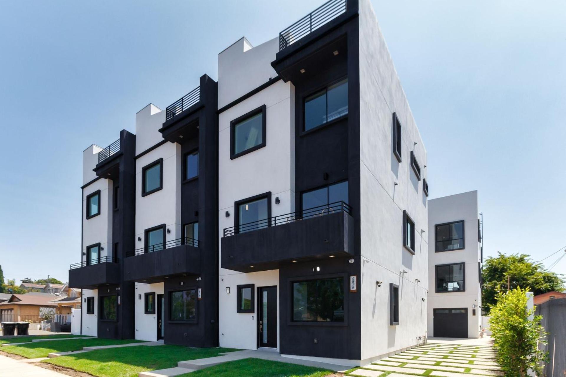 Luxury Modern 4 Bedroom With Rooftop Deck #4 Los Angeles