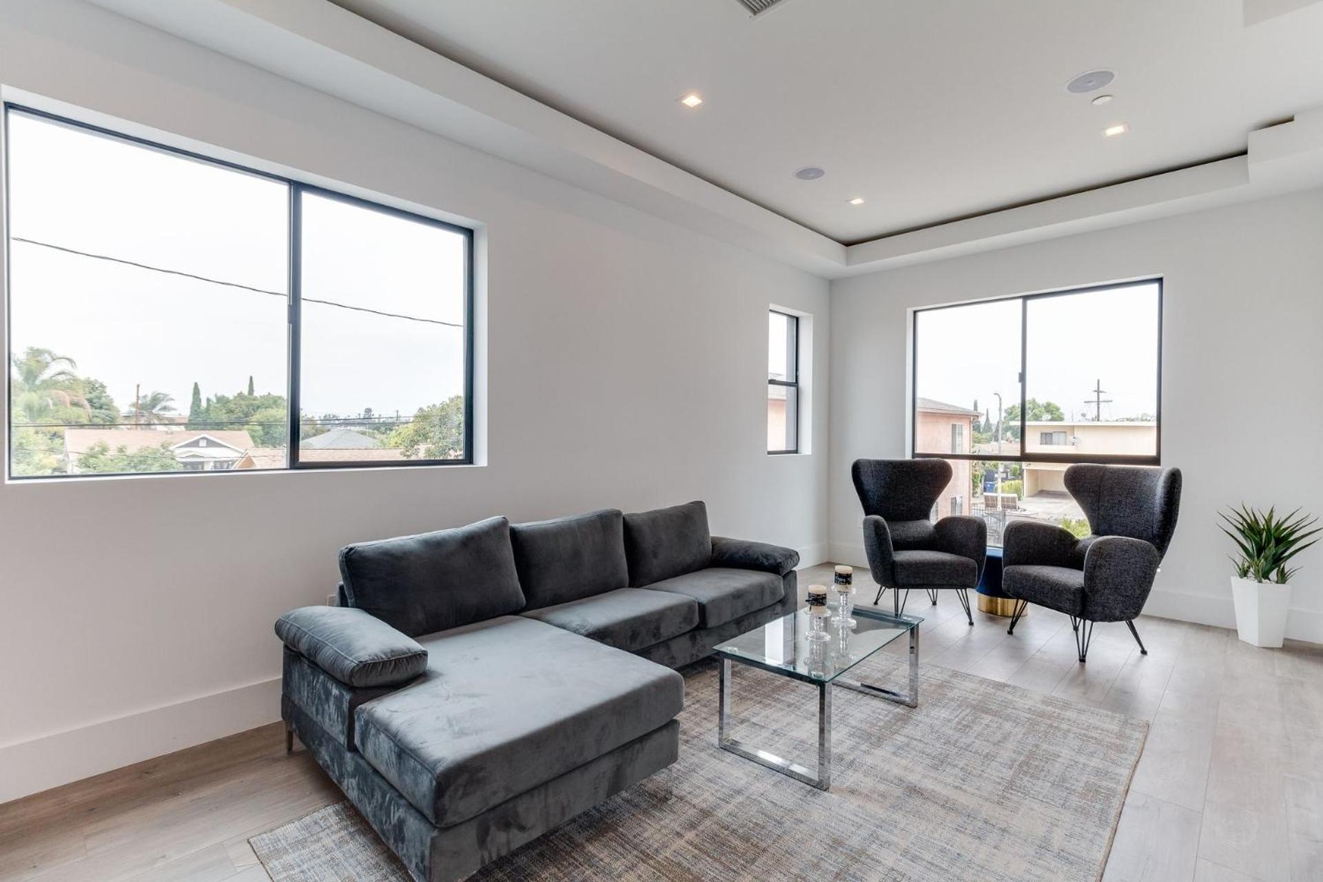 Luxury Modern 4 Bedroom With Rooftop Deck #4 Holiday home
