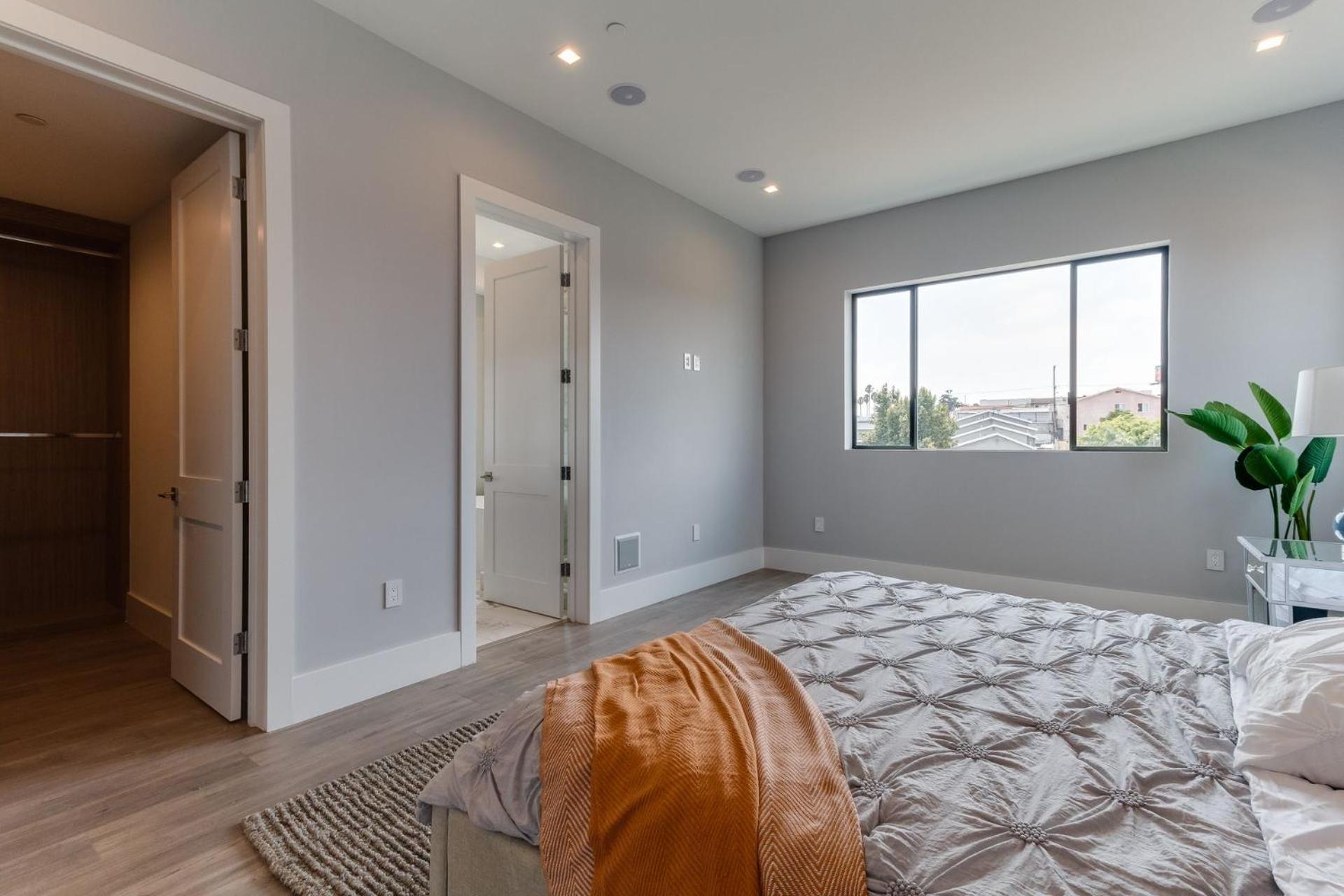 Luxury Modern 4 Bedroom With Rooftop Deck #4 Holiday home Los Angeles