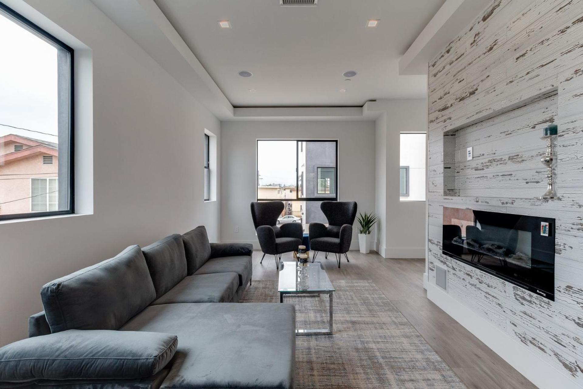 Luxury Modern 4 Bedroom With Rooftop Deck #4 Holiday home