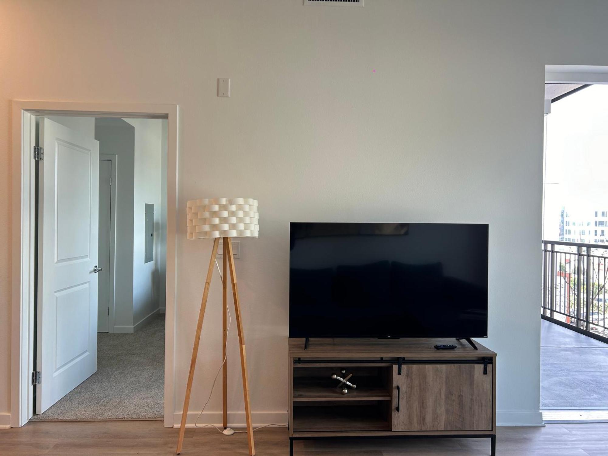 Aparment In Sunset * Los Angeles