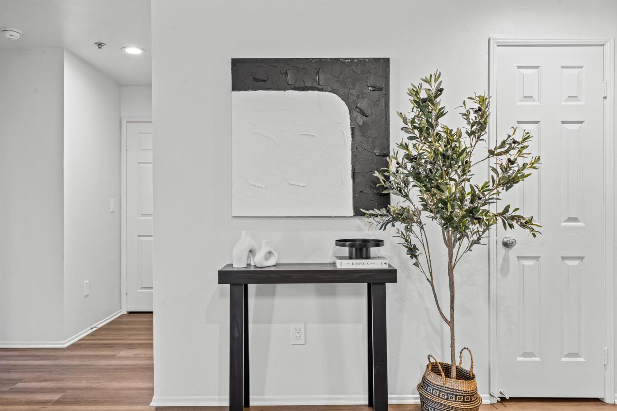 Spacious 2bdr In Marina Del Rey Apartment *