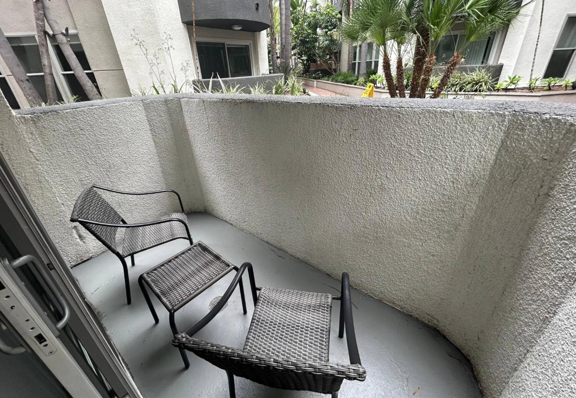 Westerly 2 Bedroom Marina Del Rey Near Venice Beach! Apartment