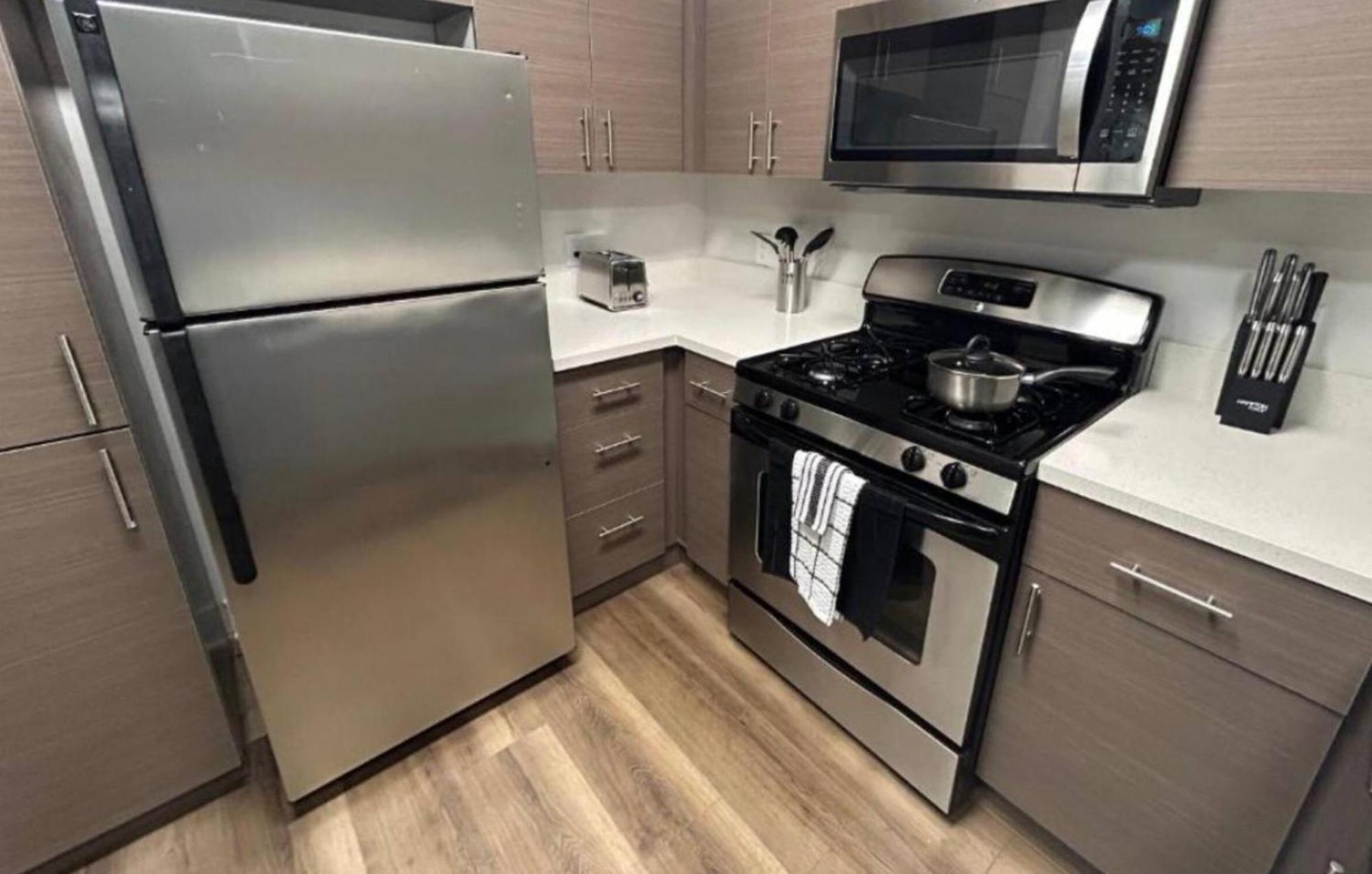Westerly 2 Bedroom Marina Del Rey Near Venice Beach! Los Angeles