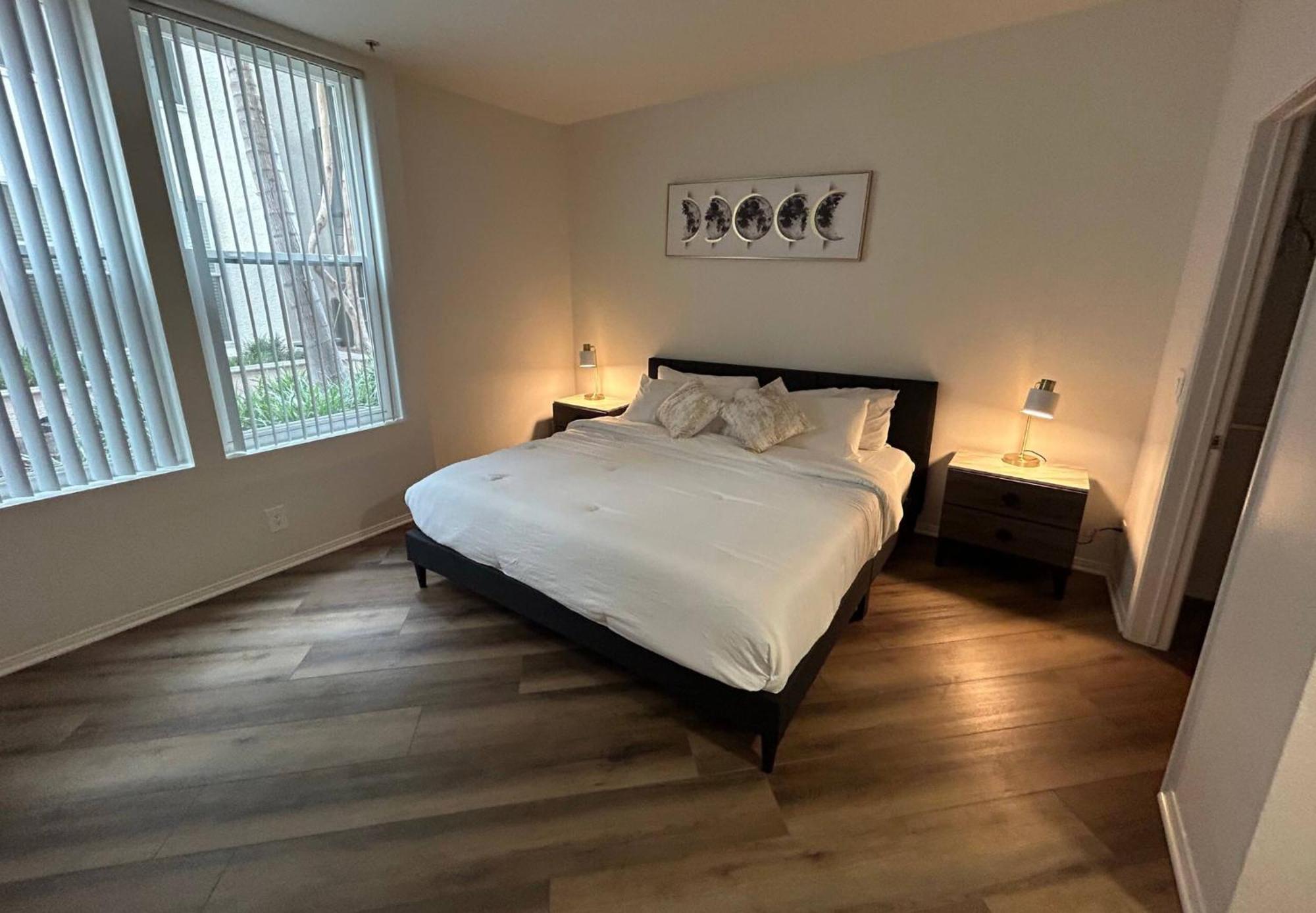 Westerly 2 Bedroom Marina Del Rey Near Venice Beach! Apartment