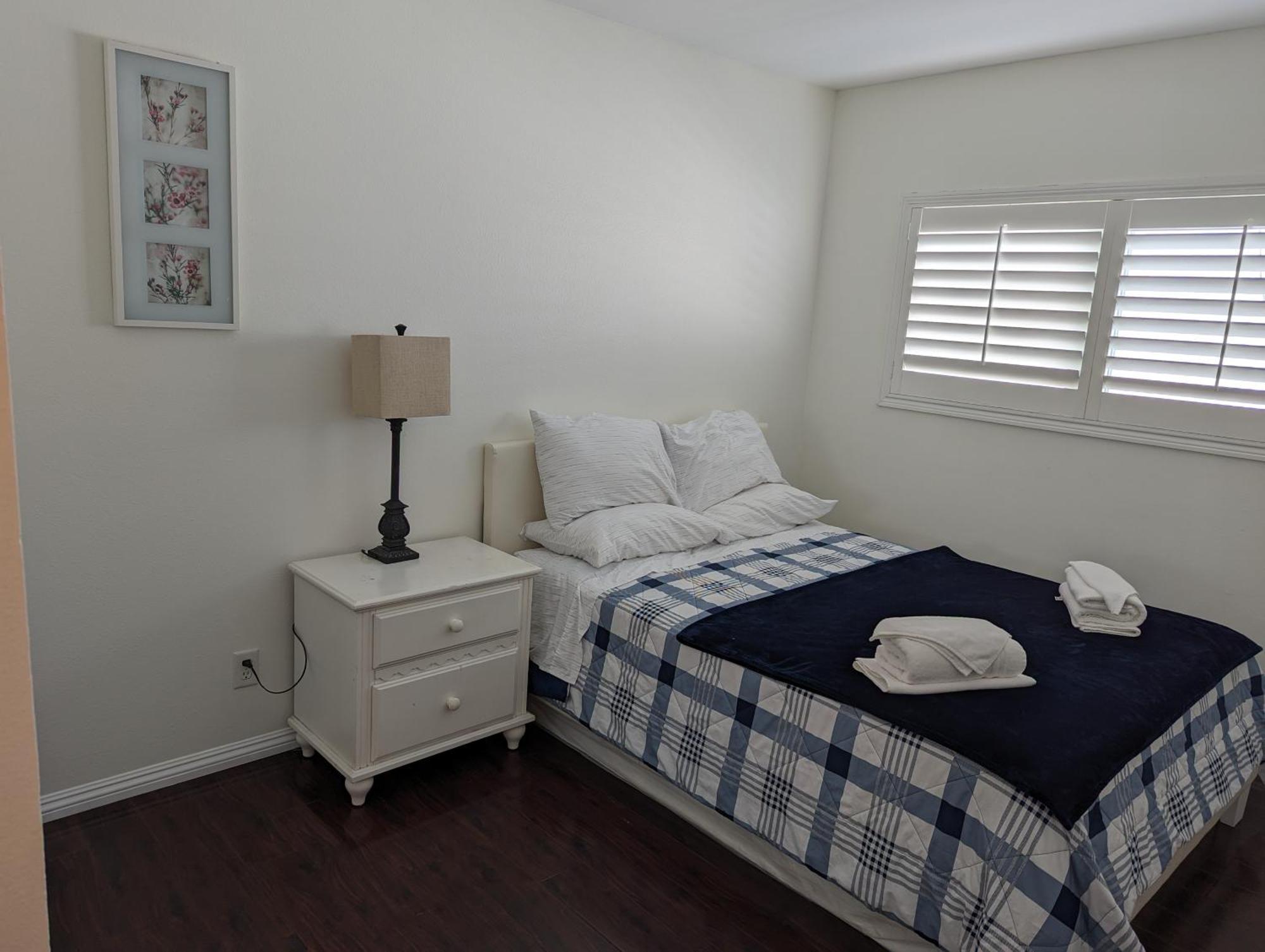 2bedroom With Den And 2ba 4 Blocks To Santa Monica Apartment