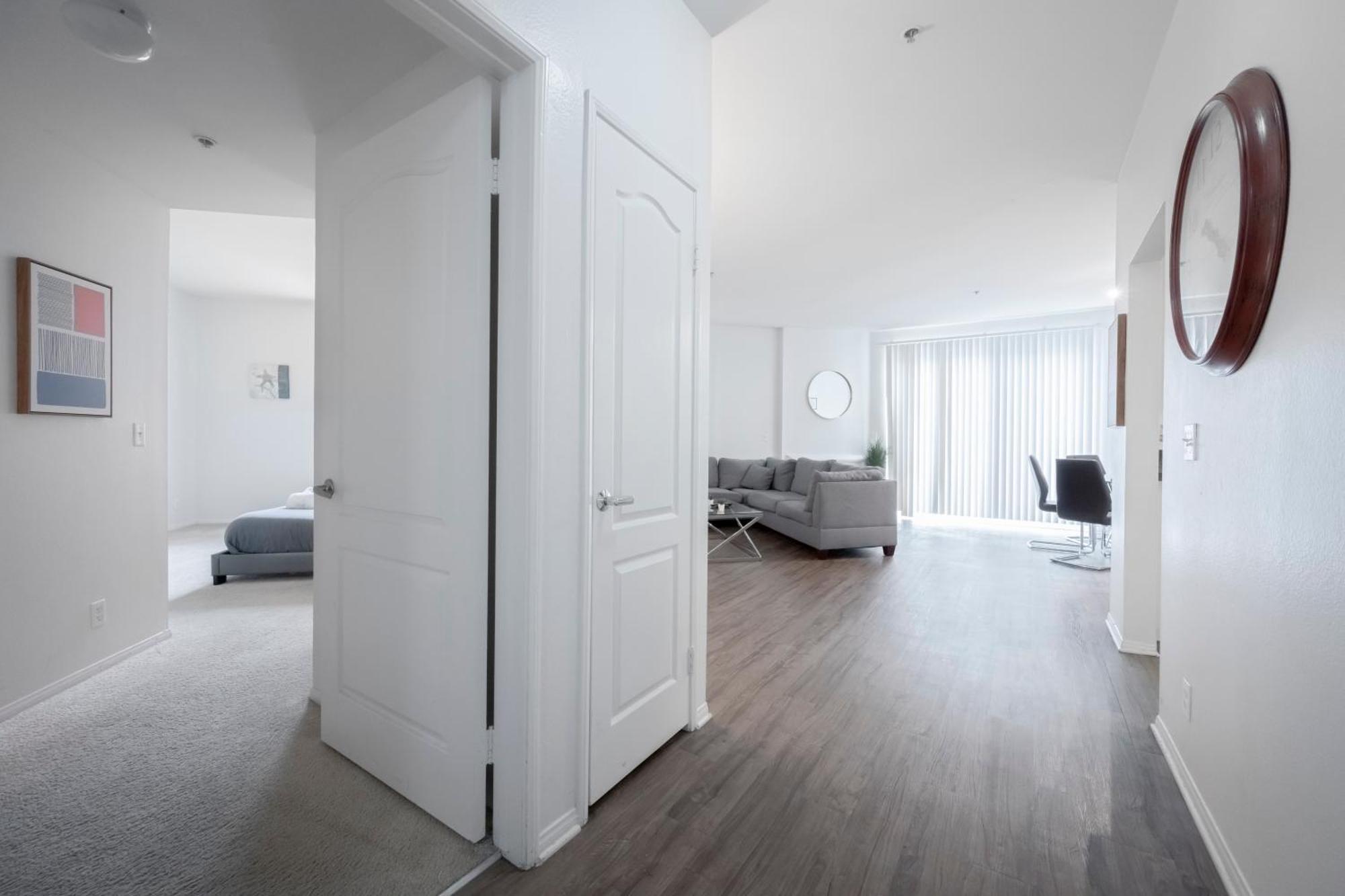 Cozy Management In Mdr Capsule hotel Los Angeles