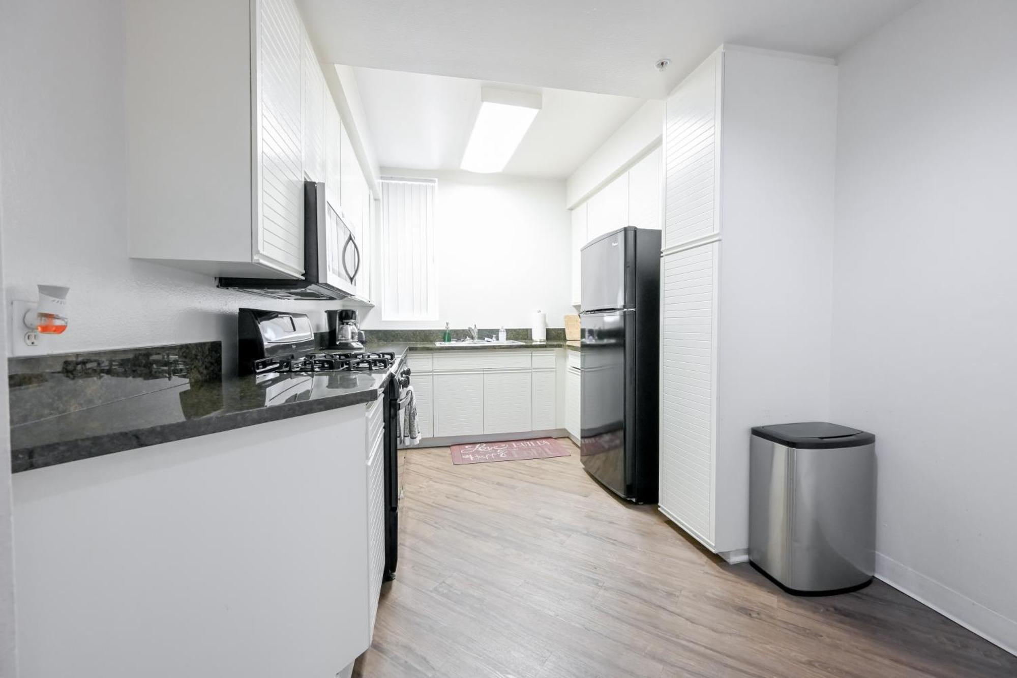 Cozy Management In Mdr Los Angeles