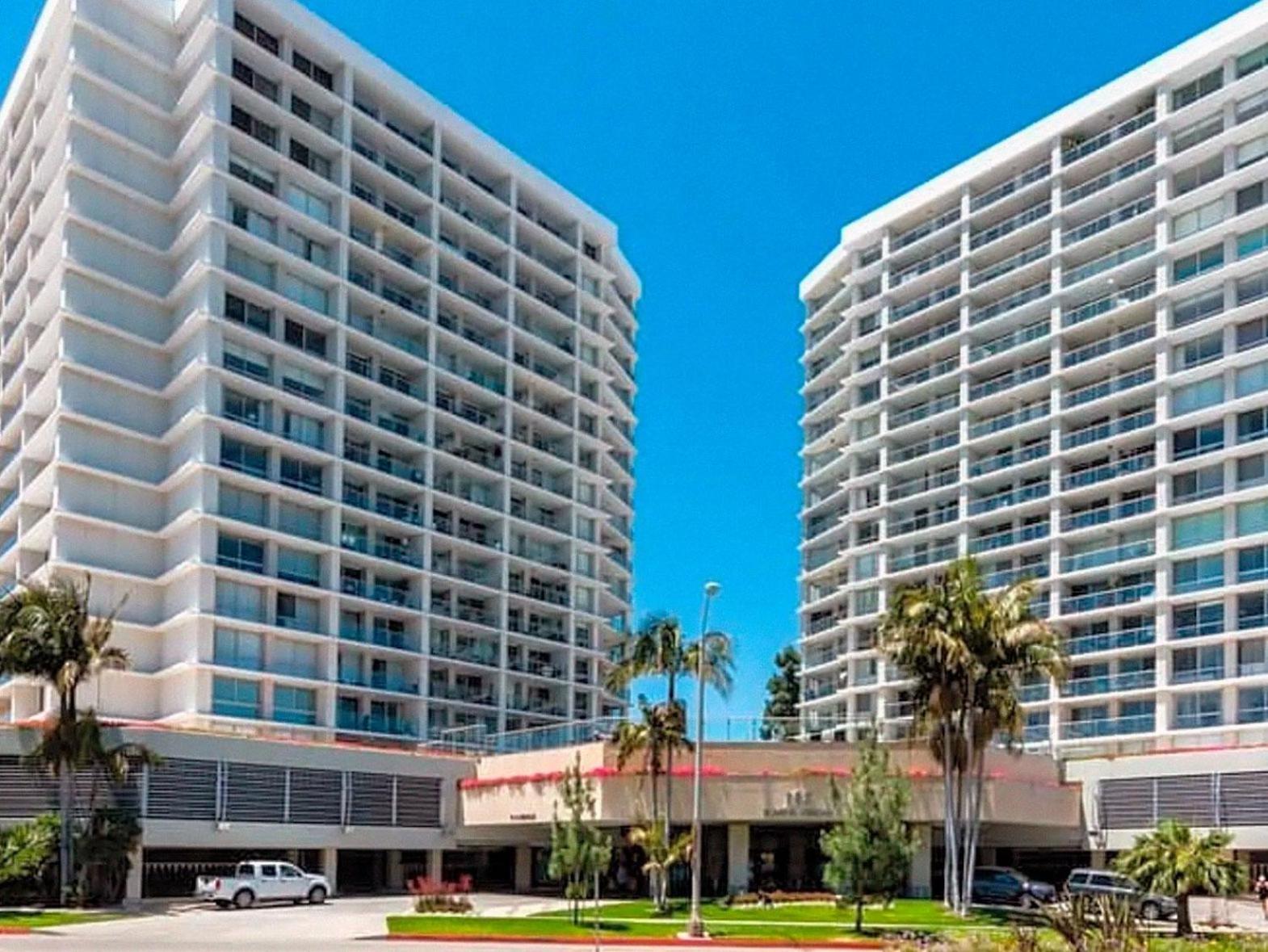 Ocean View Santa Monica Three-bedroom *