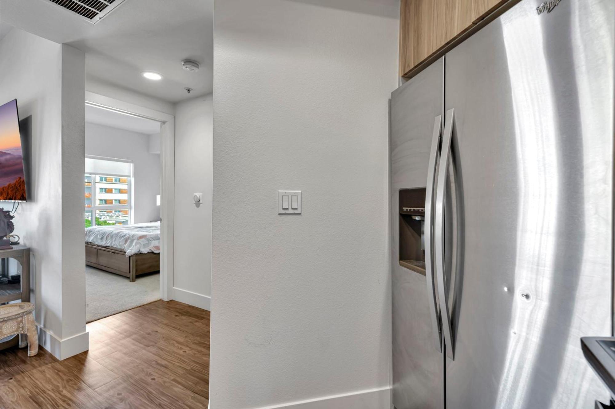 13 Luxury Apartment Los Angeles