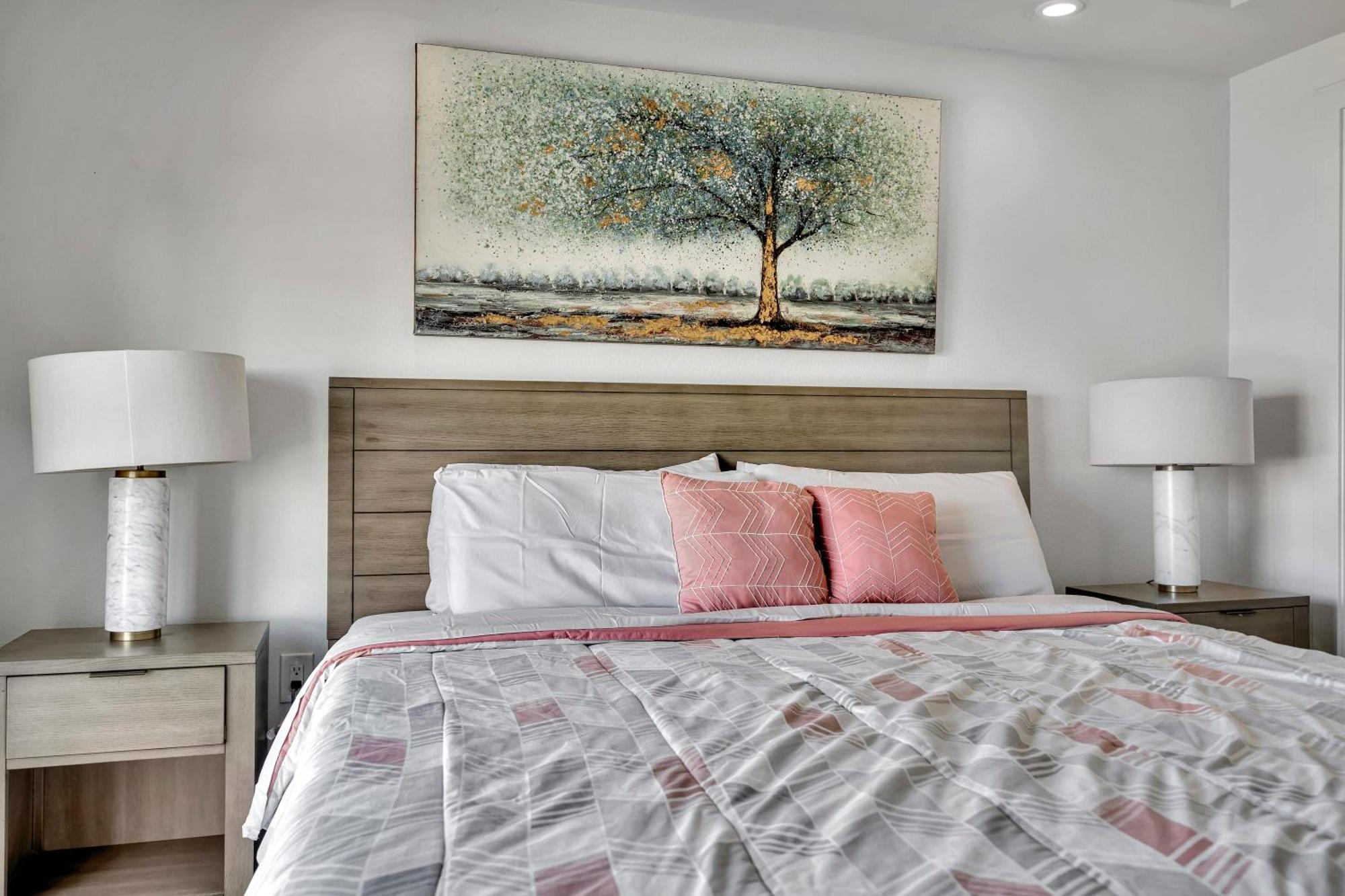 13 Luxury Apartment *