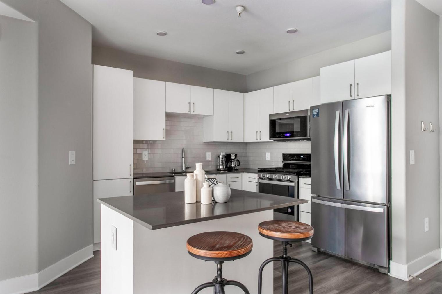 Apartment Playa Vista 2br W Pool Gym Wd Nr 405 Lax-985