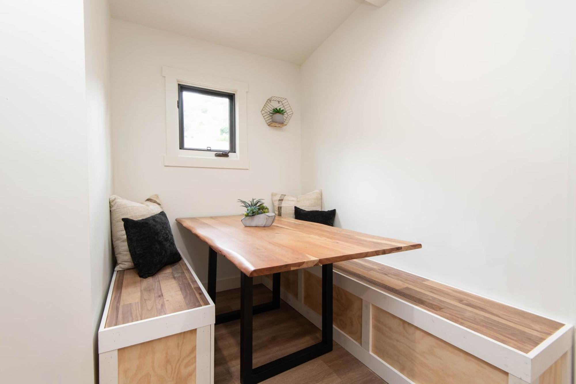 Fun 5 Bedroom House Near Dtla