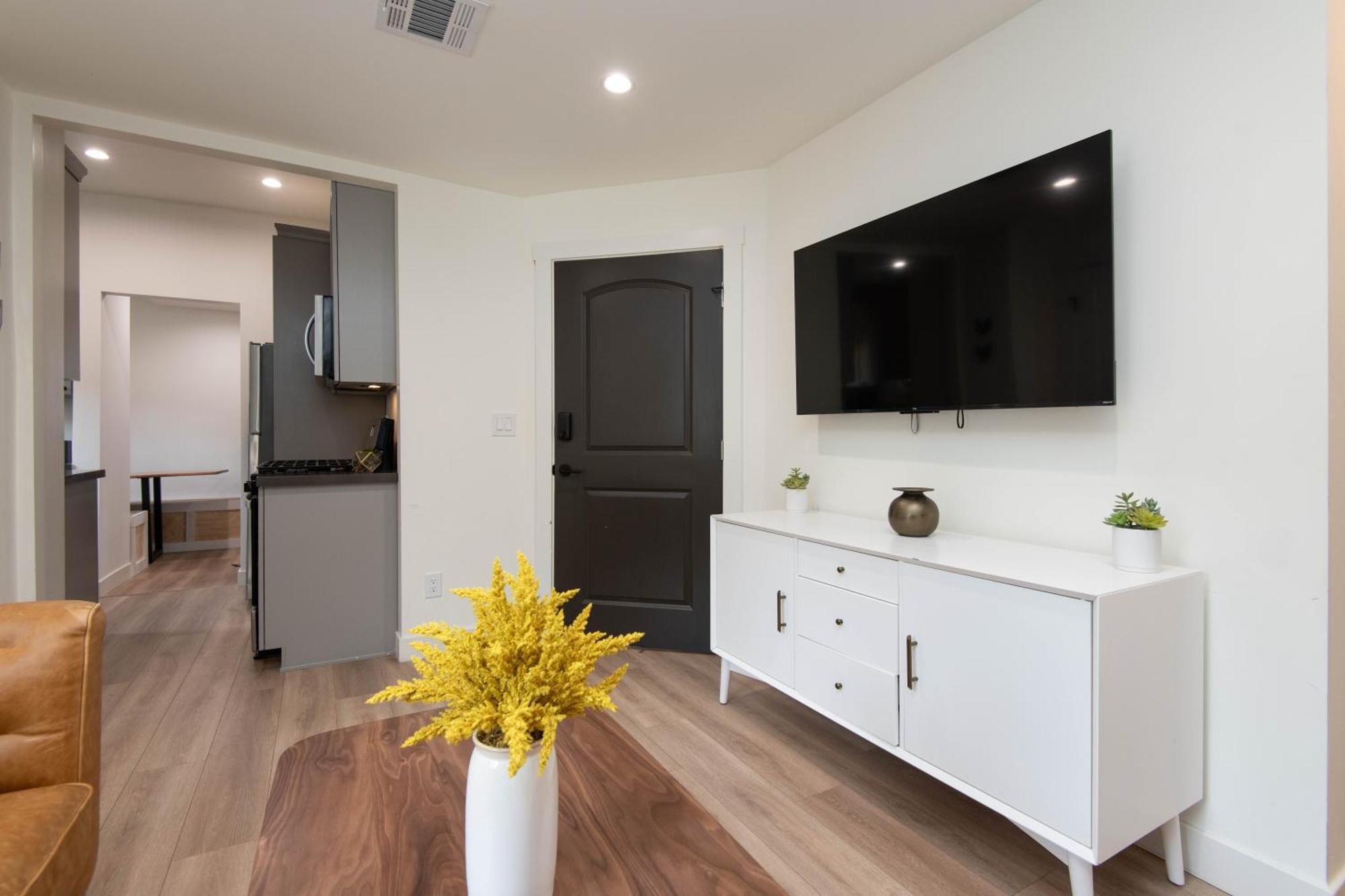 Fun 5 Bedroom House Near Dtla Casa de férias Los Angeles