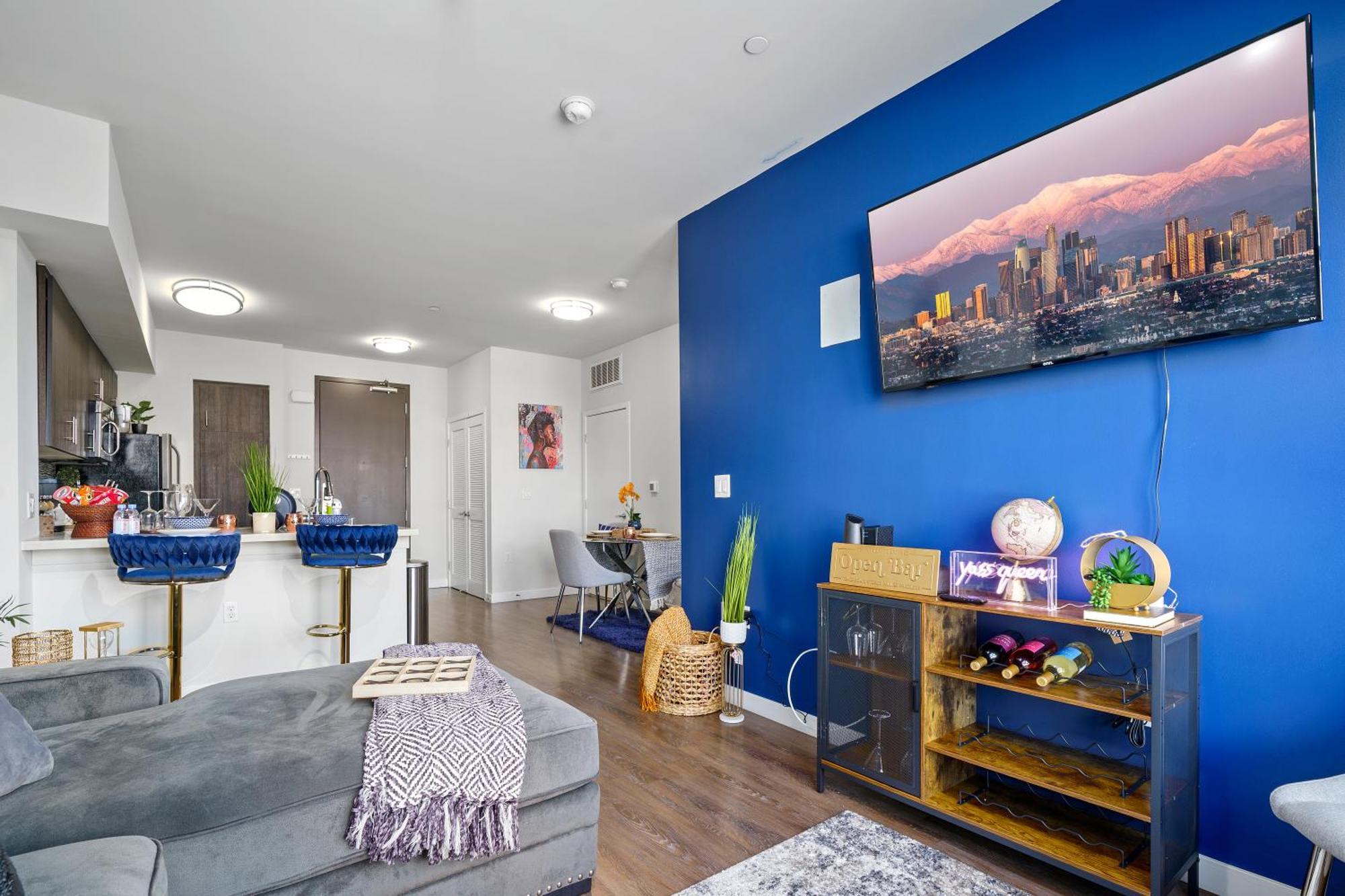 Dtla Escape Skyline Views With Luxury Amenities *