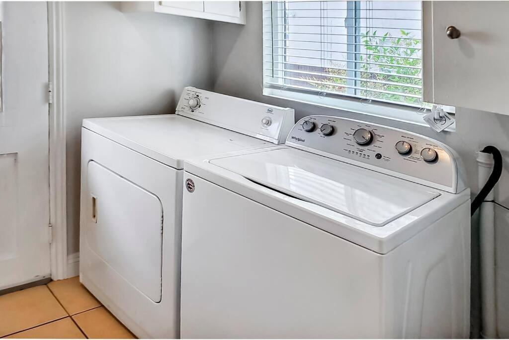 Apartment Spacious Min To Downtown Culver & Venice Los Angeles