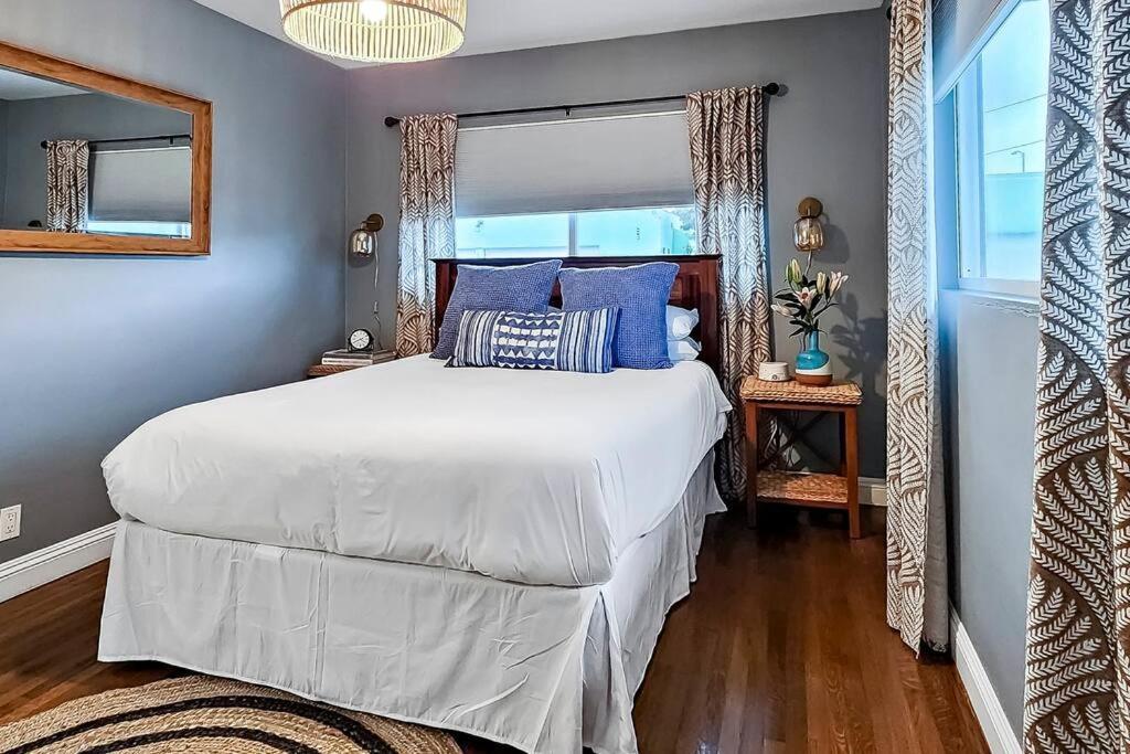 Spacious Min To Downtown Culver & Venice Apartment